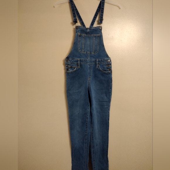 Universal Thread Jeans Universal Threads Denim Overalls 25r Poshmark